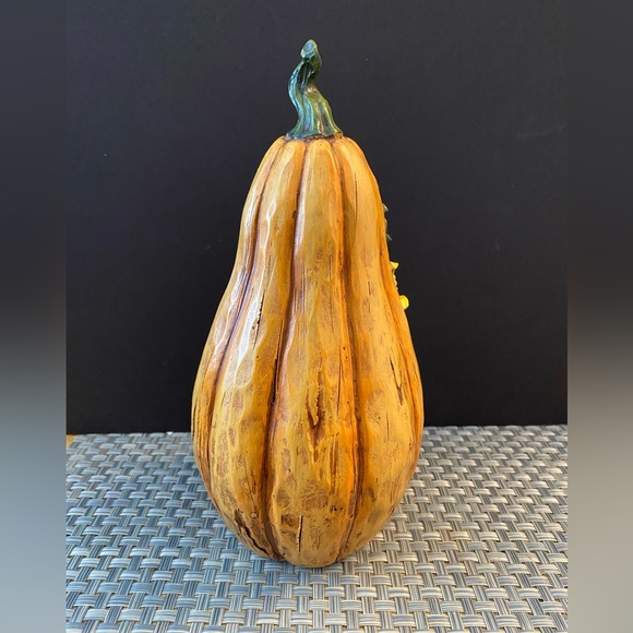 Harvest Home Decor “Give Thanks” - Picture 2 of 4